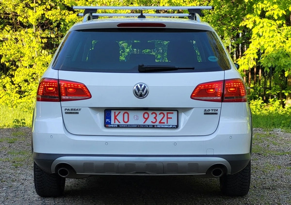 Volkswagen Passat cena 46900 przebieg: 245300, rok produkcji 2014 z Kleczew małe 781